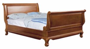 Chantilly Standard Sleigh Bed in Nutmeg