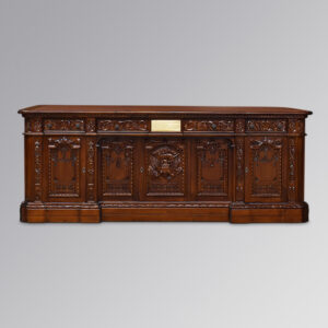 The President's Desk in Mahogany Wood - Chestnut Colour